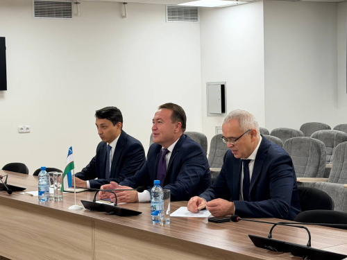 Директор Национального агентства по туризму Кирилл Машарский встретился с Чрезвычайным и Полномочным Послом Республики Узбекистан в Республику Беларусь Нуриддином Мамажоновым