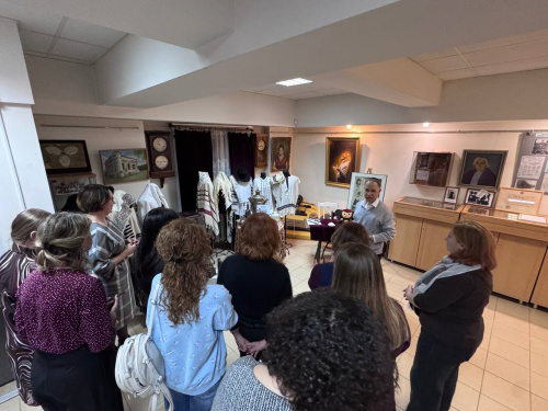 Слушатели курсов подготовки экскурсоводов посетили музей истории и культуры евреев Беларуси