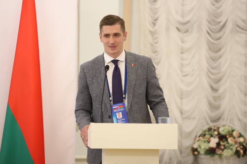 Директор Национального агентства по туризму Кирилл Машарский выступил на секции туризма в рамках XIII Форума регионов Беларуси и России