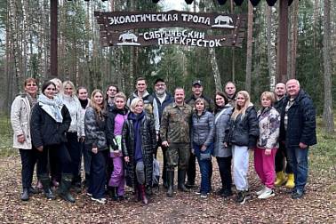 24 октября коллектив Национального агентства по туризму и РУП «Центр развития туризма и международных связей» принял участие в акции «Дай лесу новае жыццё!»