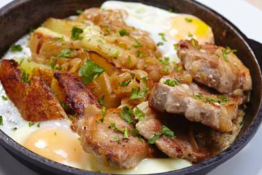 Сколько ресторанов и кафе в Беларуси специализируются на блюдах национальной кухни, рассказали в МАРТ