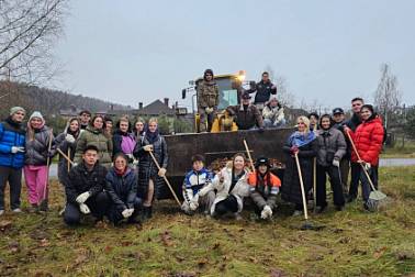 Субботник и знакомство с конным спортом в Беларуси